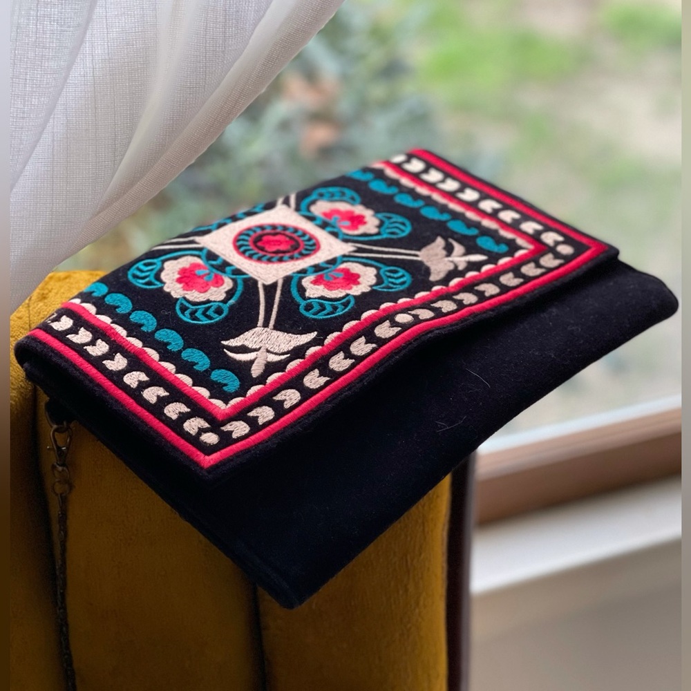 Black Embroidered Envelope Clutch w/ Chain Strap
